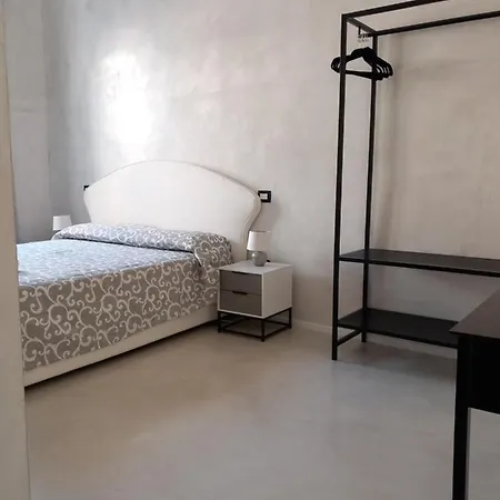 Flower 3* كالياري